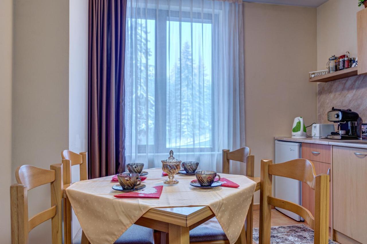 Cozy And Cute 1Bd Apartment In The Castle Complex By Flat Mаnager Pamporowo Zewnętrze zdjęcie