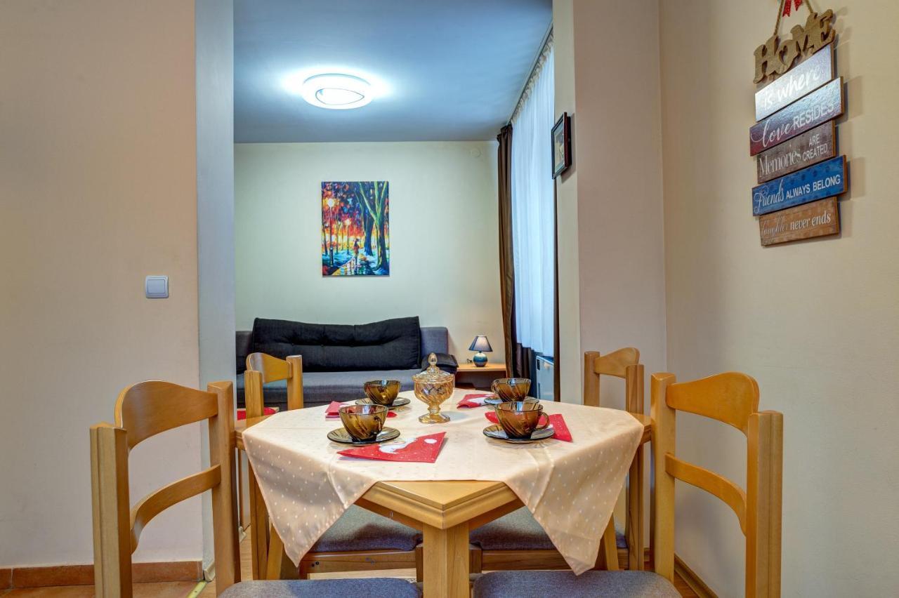 Cozy And Cute 1Bd Apartment In The Castle Complex By Flat Mаnager Pamporowo Zewnętrze zdjęcie